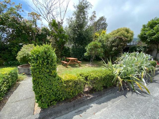 Arikilodge Waikanae Exteriör bild